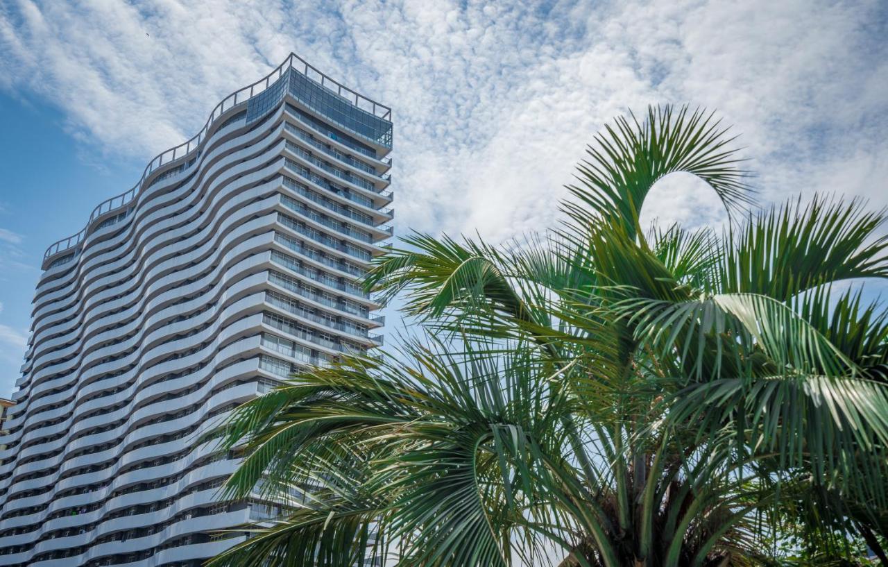 Orbi Residence Hotel Official Batumi Esterno foto