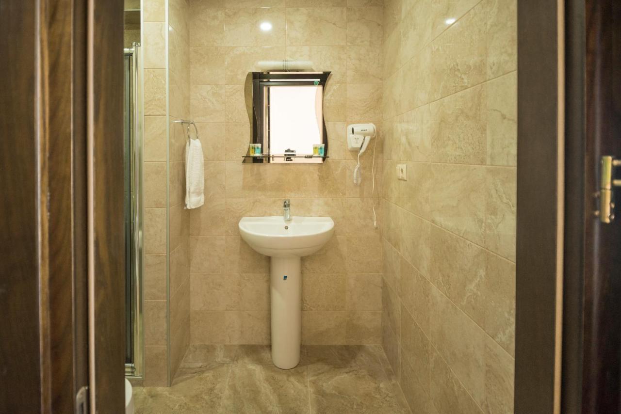 Orbi Residence Hotel Official Batumi Esterno foto