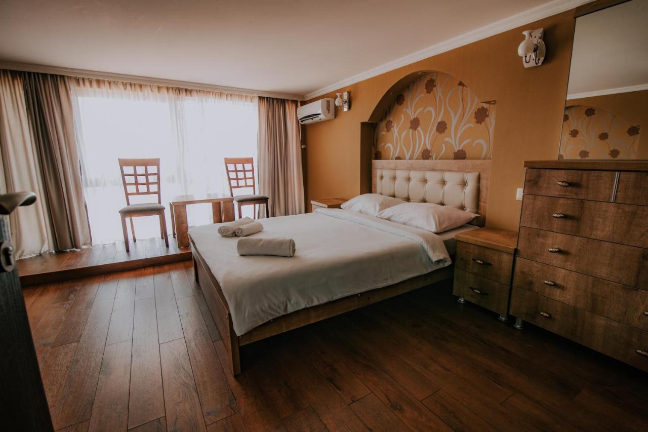 Orbi Residence Hotel Official Batumi Esterno foto
