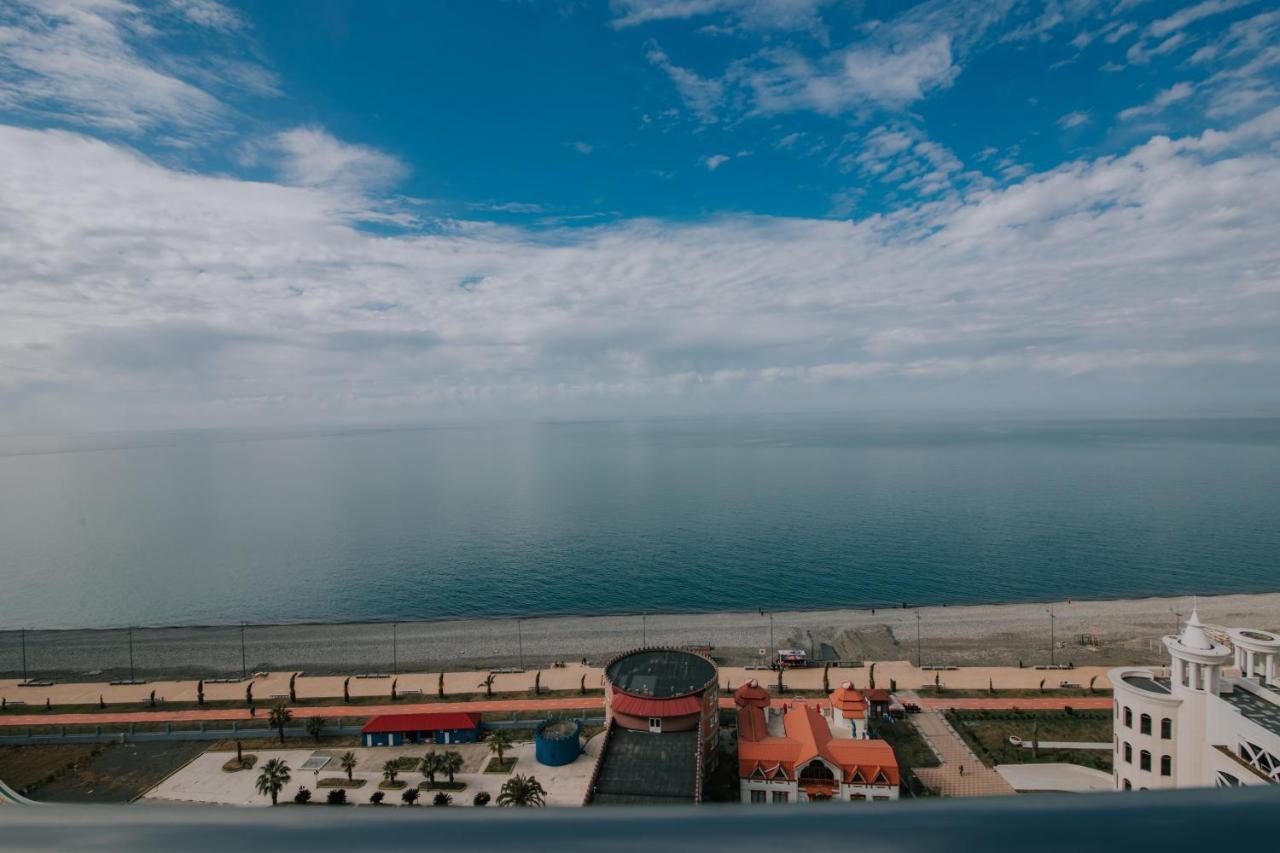 Orbi Residence Hotel Official Batumi Esterno foto